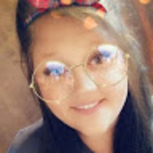 Meet your Posher, Lorinda